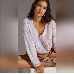 Cloth & Stone Anthropology watercolor v neck long sleeve top Large